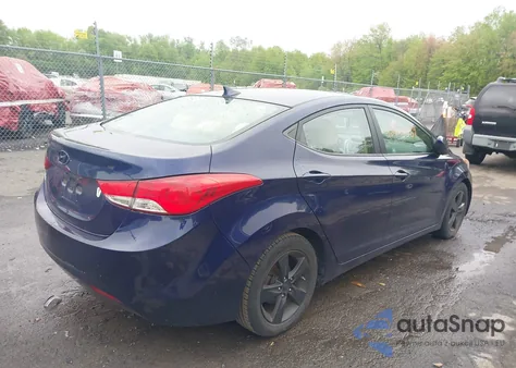 2013 Hyundai Elantra Gls z USA, uszkodzony, nr VIN 5NPDH4AE3DH196598
